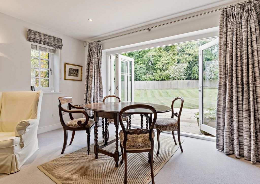 Additional image 7 of 5 bed detached house for saleThe Shires, Littlewick Green, Berkshire SL6