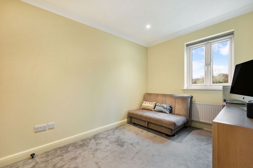 Additional image 11 of 2 bed end terrace house for saleCrowhurst Mead, Godstone RH9