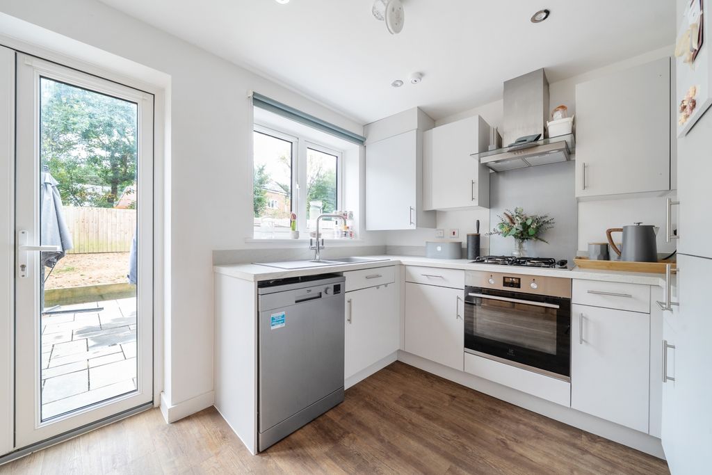 Property photo 2 of 19 1341626-9-68A59866c9Fc8