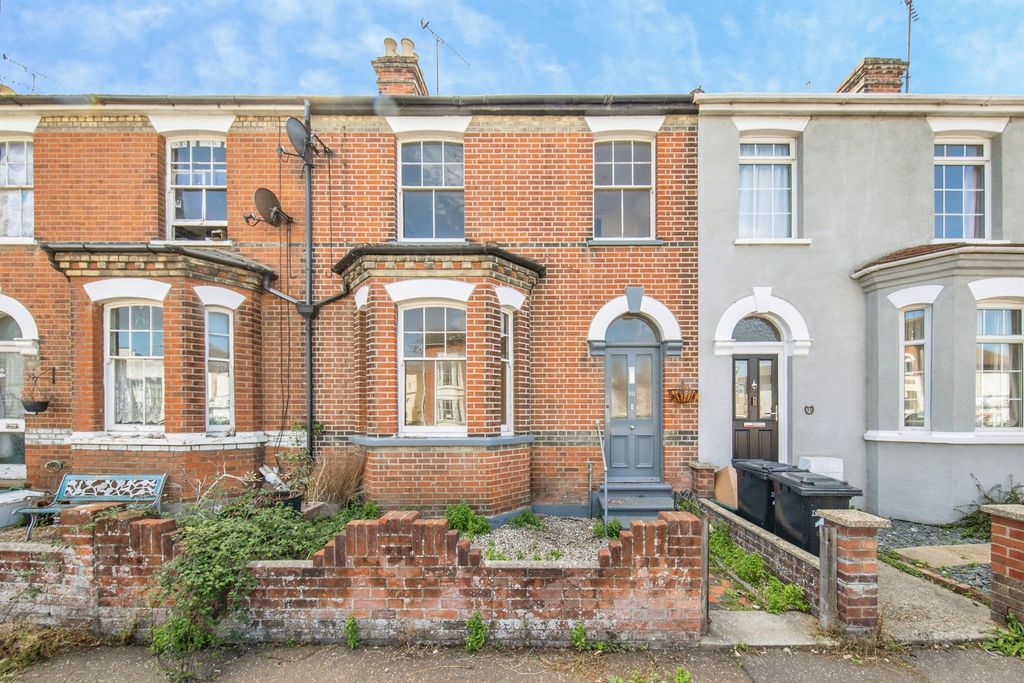 Property photo 1 of 16