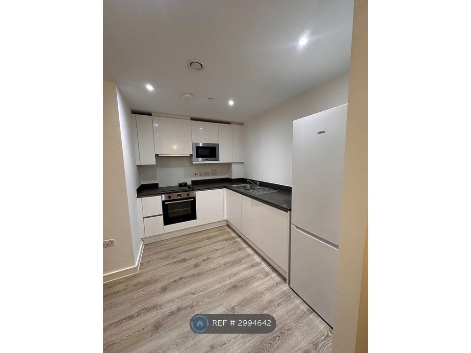 Property photo 2 of 12