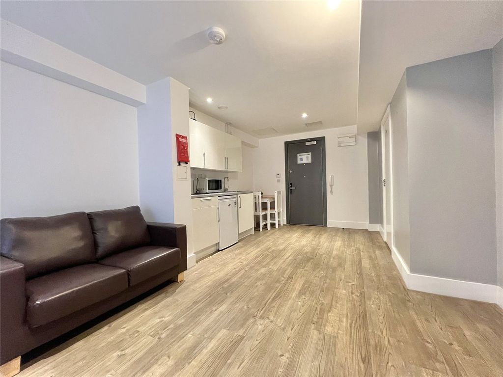 Property photo 3 of 13 Picture No. 08