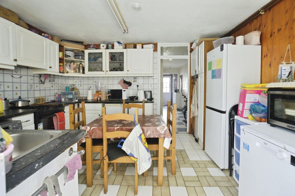 Property photo 3 of 12 Pbox-Img.Jpg