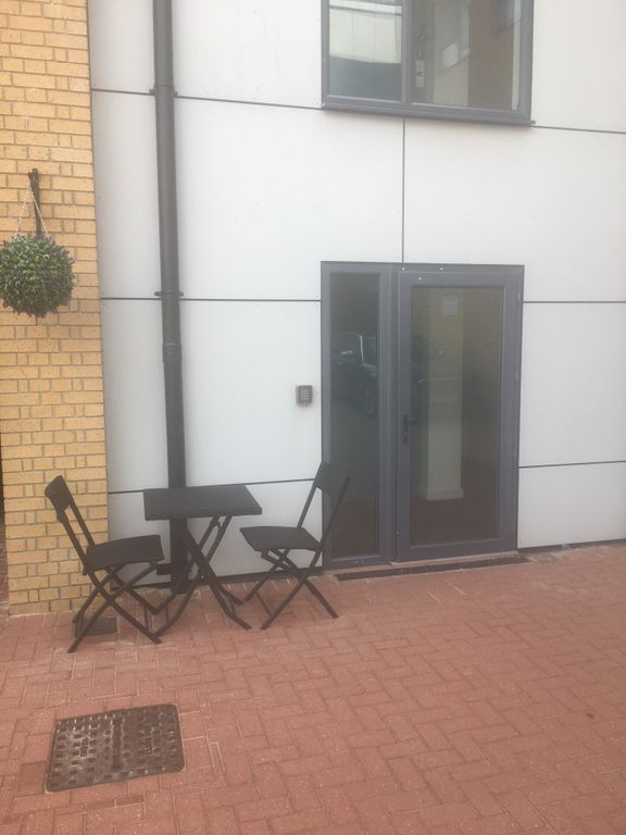 Property photo 2 of 6