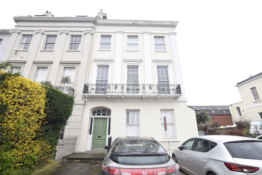 Property photo 3 of 9 Exterior