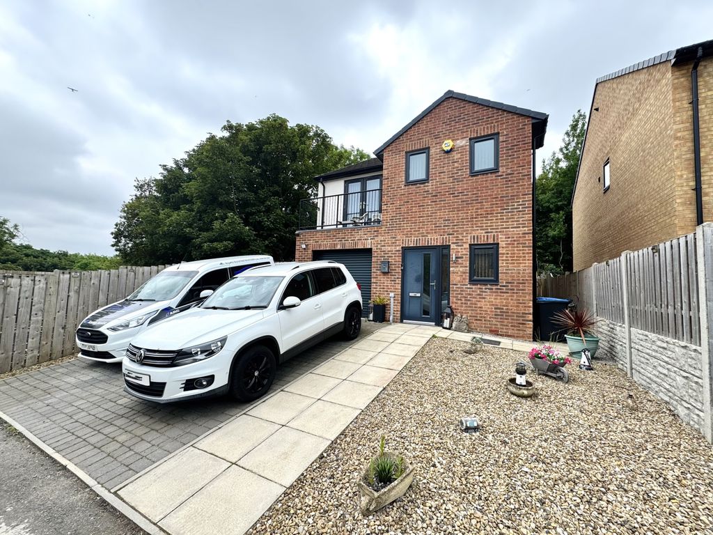Property photo 1 of 19 Img_7637