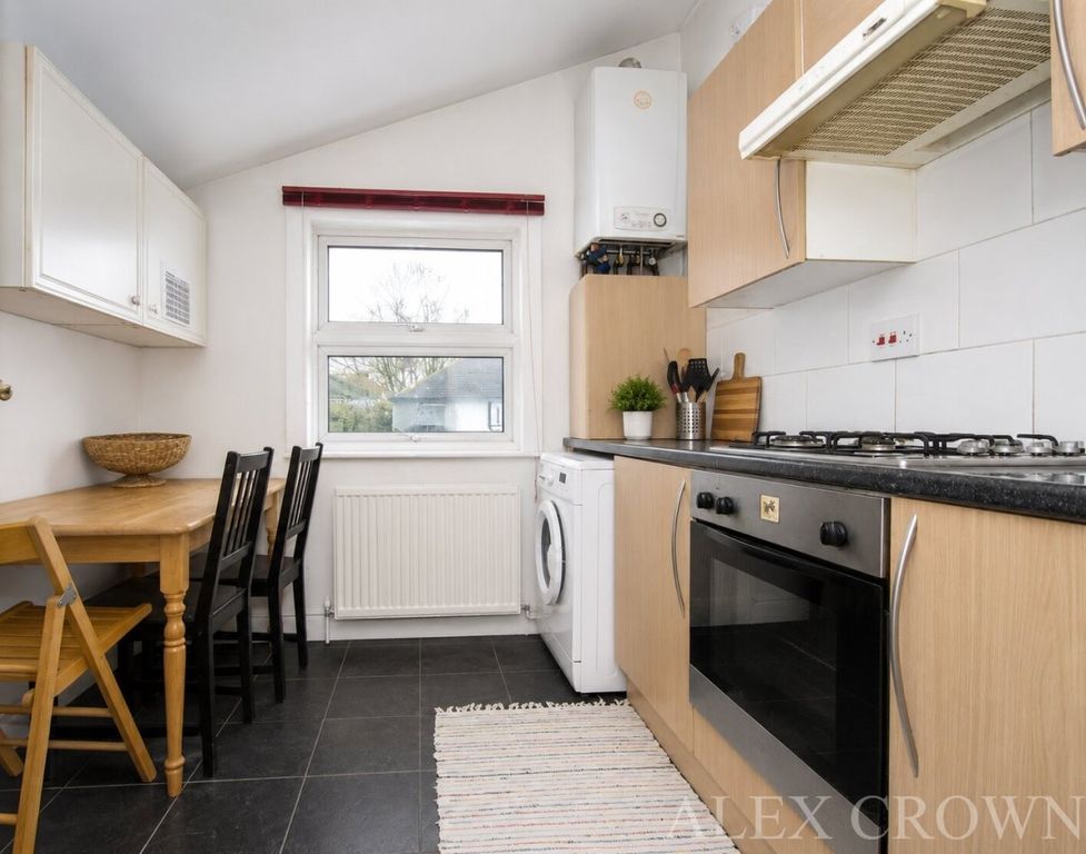 Property photo 2 of 6