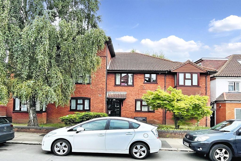 Property photo 3 of 14 Img_2159-Copy-Jpg-15