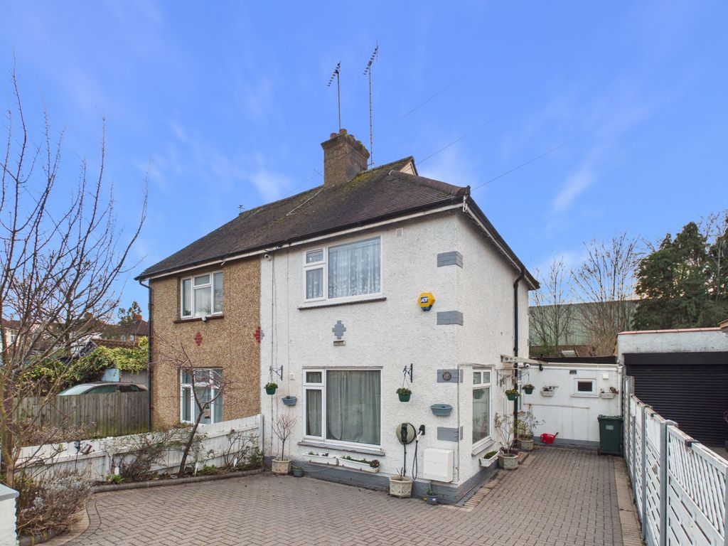 Property photo 1 of 13 Cam03750G0-Pr0091-Still002