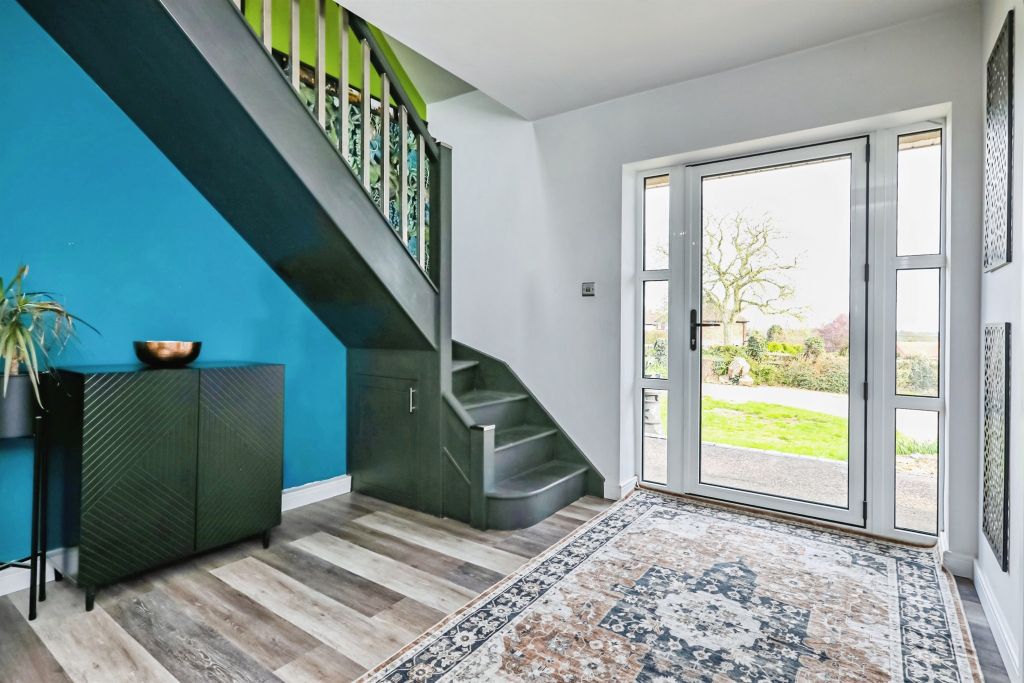 Property photo 2 of 34