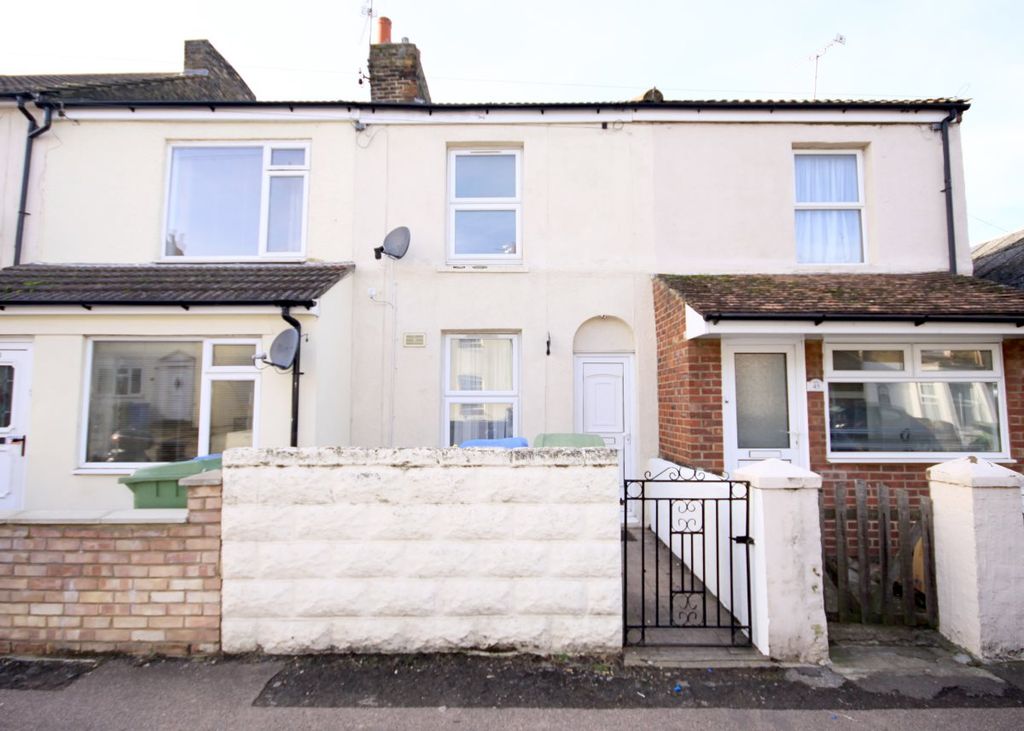 Property photo 1 of 7 3 Bed Unfurnished Terraced