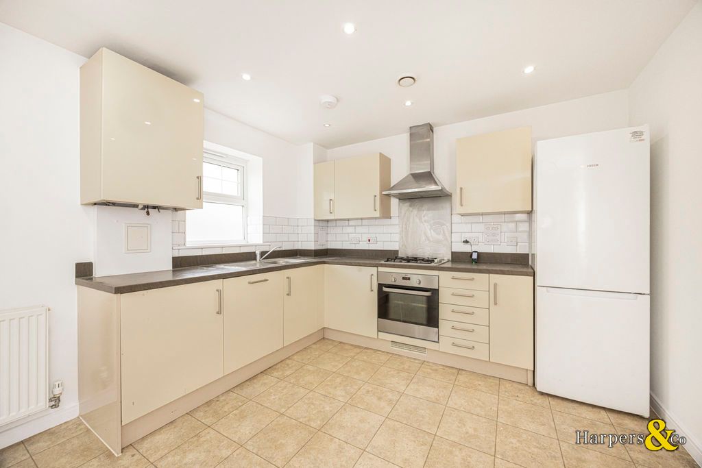 Property photo 2 of 11 Photo 7