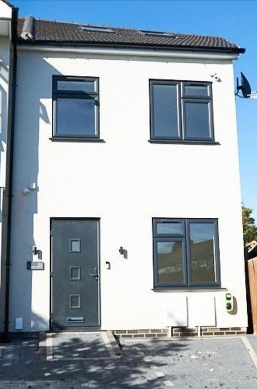 Property photo 1 of 31