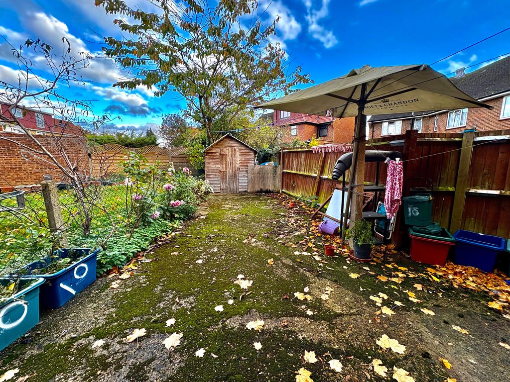 Property photo 3 of 8