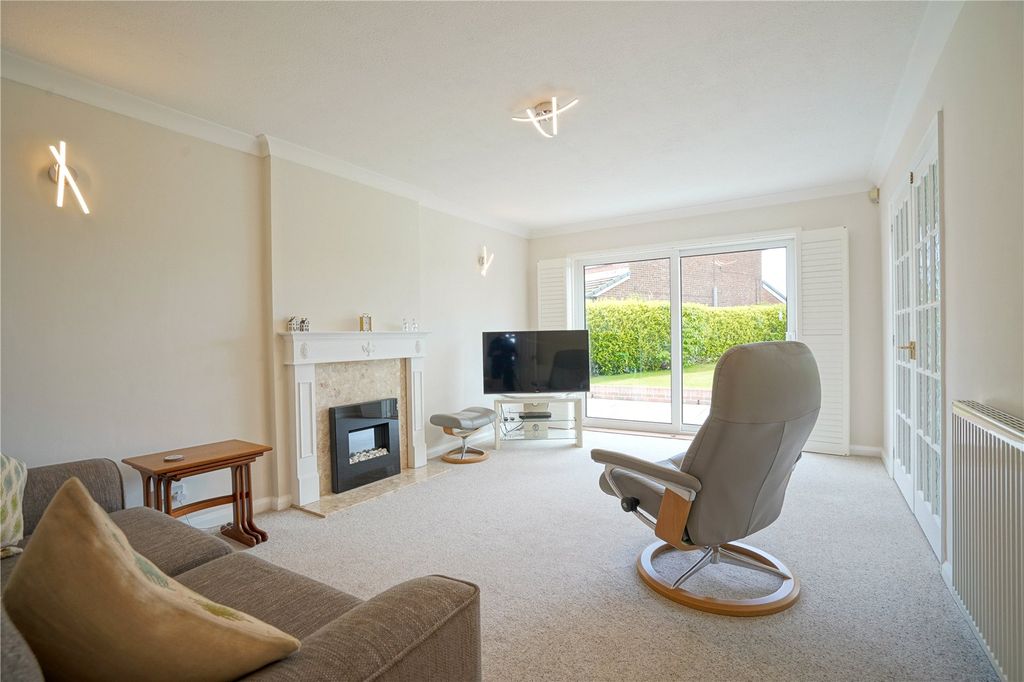 Property photo 2 of 18 Picture No. 09