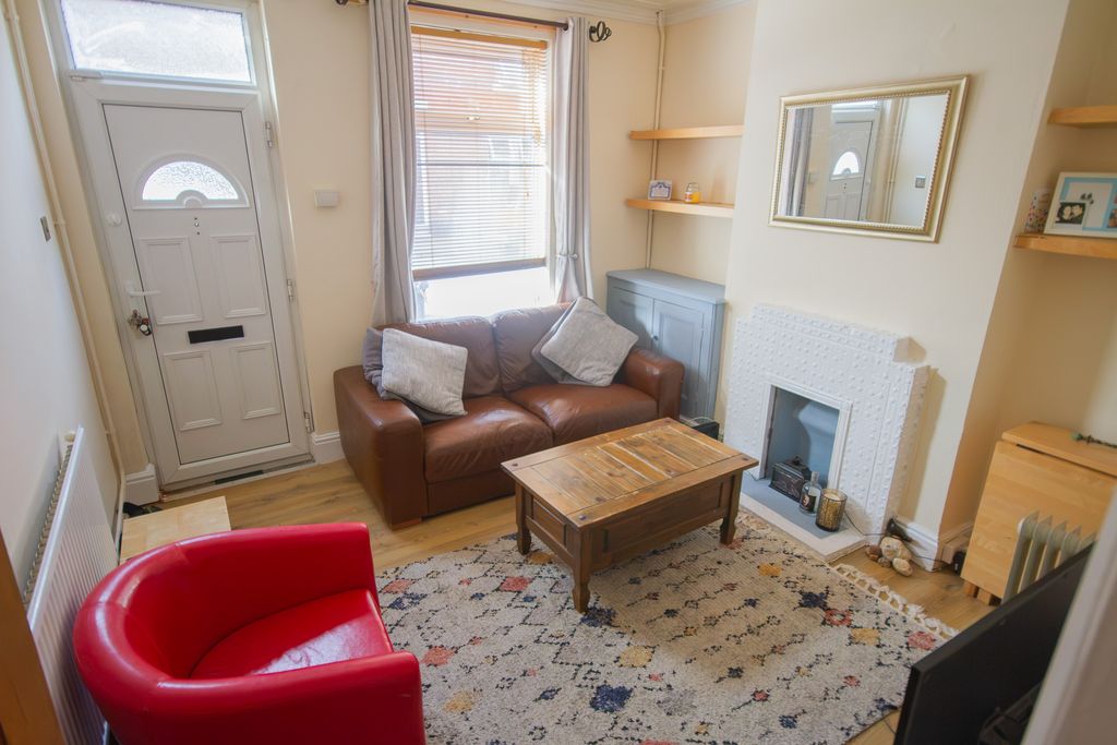 Property photo 3 of 13
