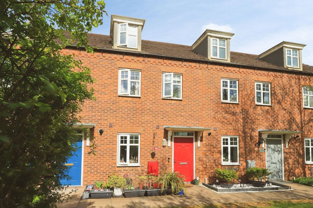 Property photo 1 of 31