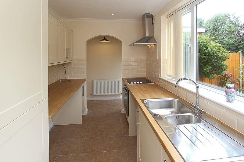 Property photo 3 of 8 Kitchen