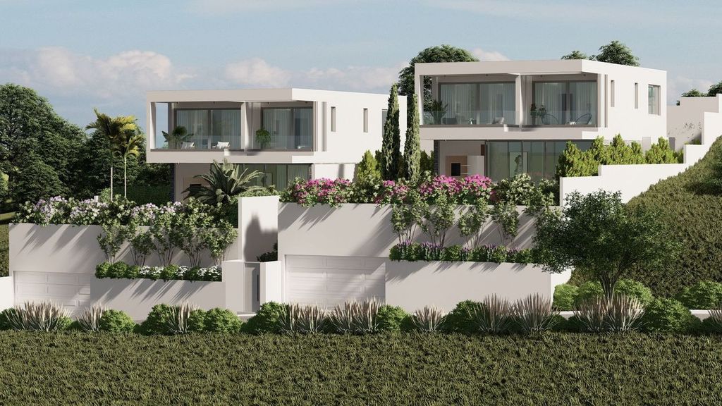 Property photo 2 of 25