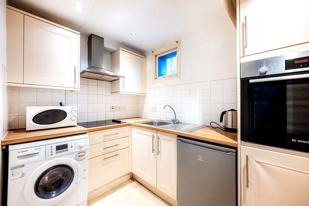 Property photo 2 of 7 Picture No. 01