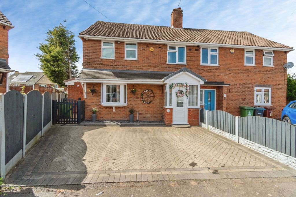 Property photo 3 of 15