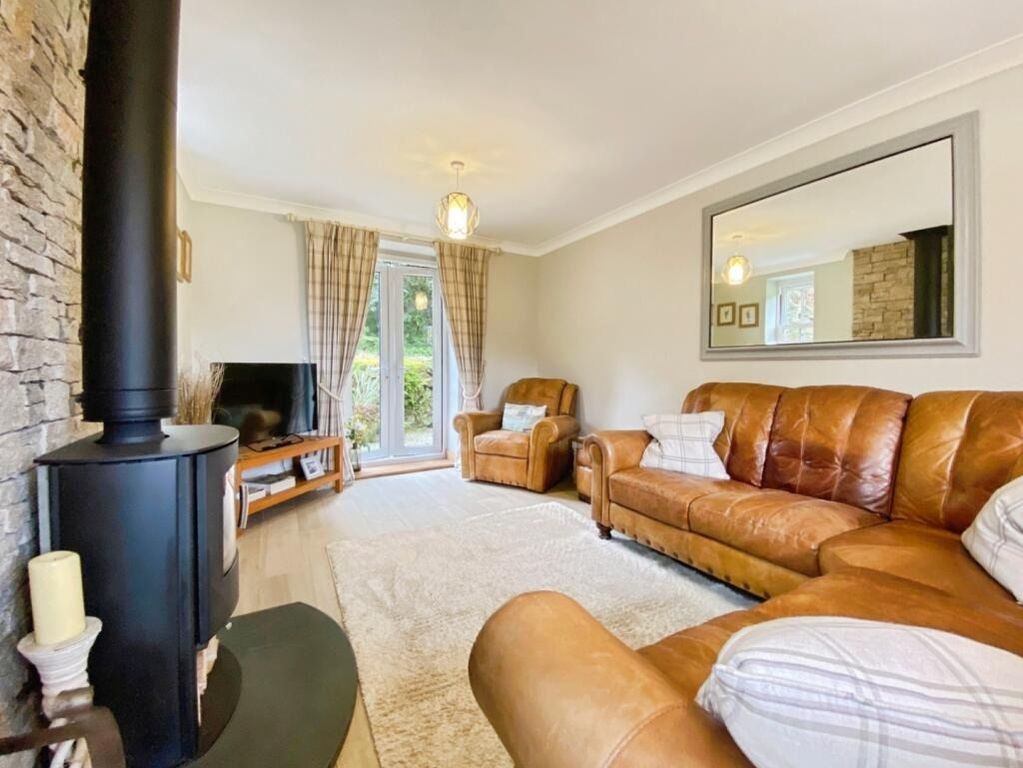 Property photo 2 of 27 4848192