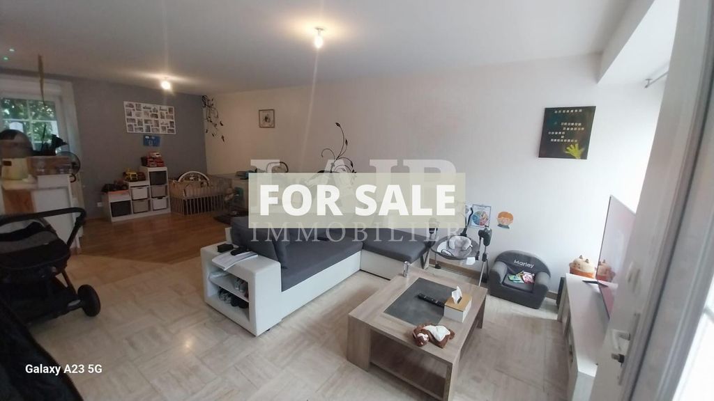 Property photo 3 of 11