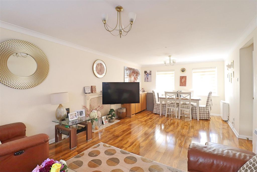 Property photo 3 of 10 Img_4786.Jpg