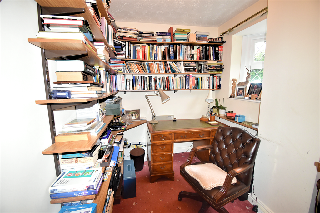 Property photo 3 of 22 Study