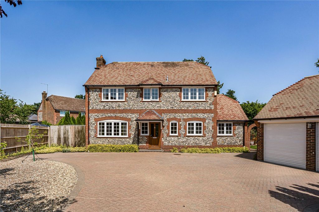 Property photo 2 of 32 Picture No. 38
