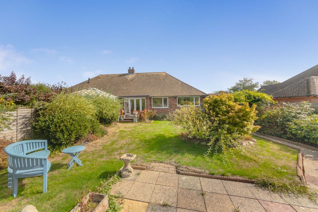 Property photo 3 of 23