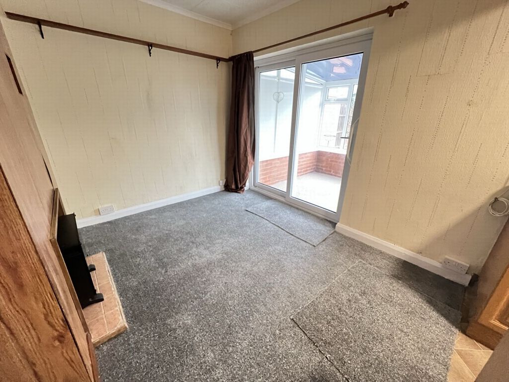 Property photo 3 of 7 Diner