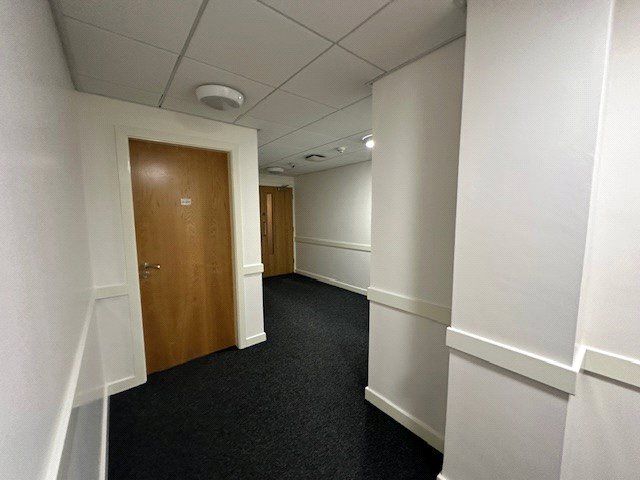 Property photo 2 of 8 Picture No. 09