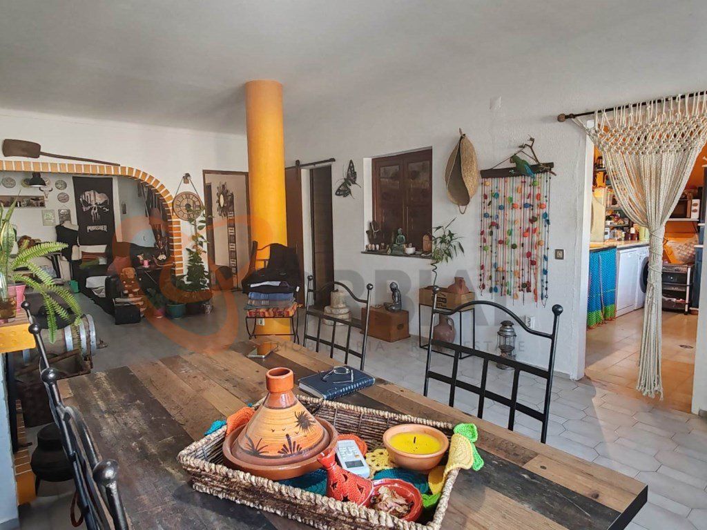 Property photo 1 of 49 3 Bedroom Villa In The Centre Of Alcantarilha, Algarve