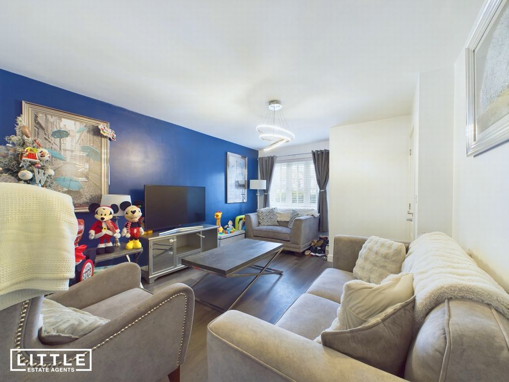 Property photo 2 of 15 Photo 1