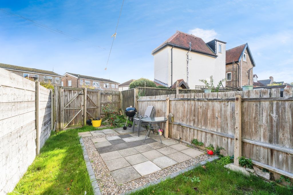 Property photo 3 of 17