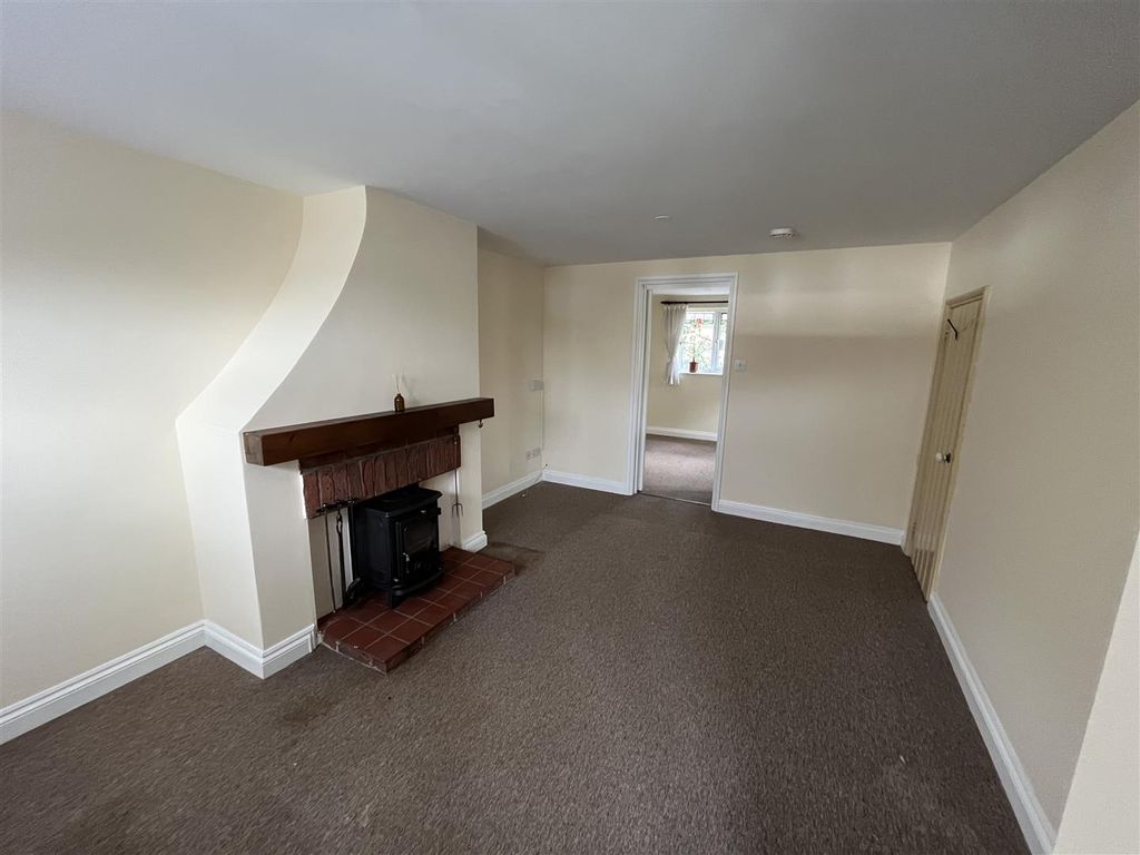 Property photo 3 of 8 Living Room