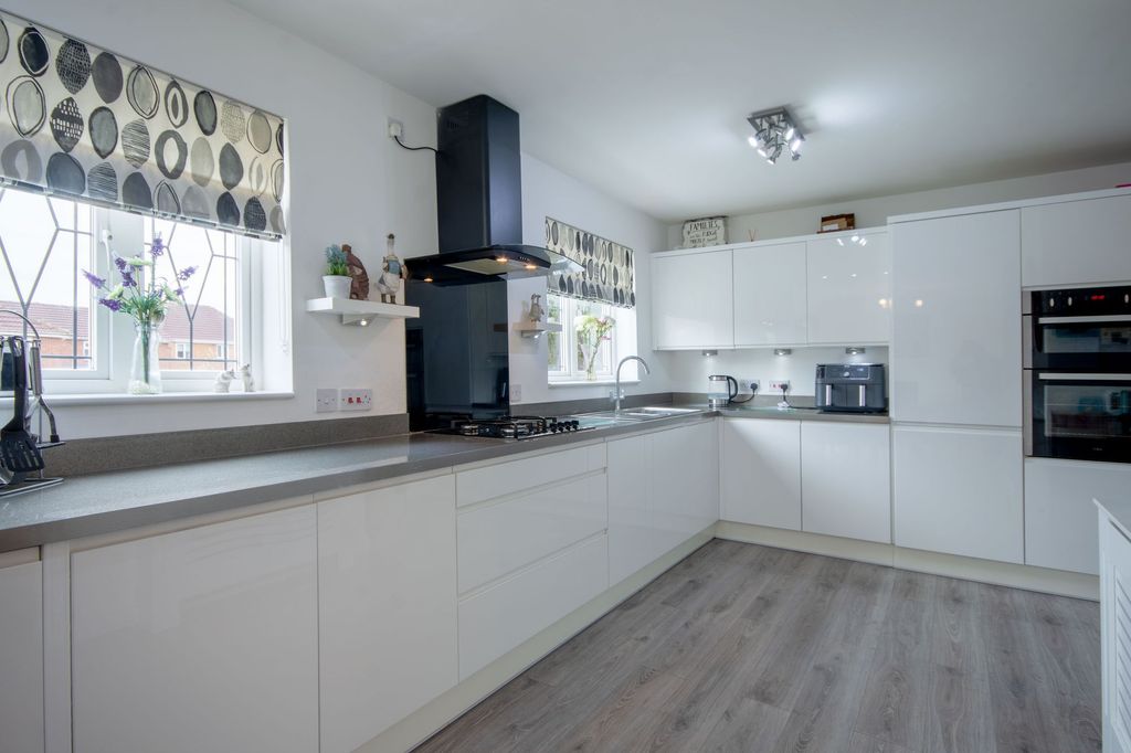 Additional image 8 of 4 bed detached house for saleBuckingham Drive, Heanor DE75