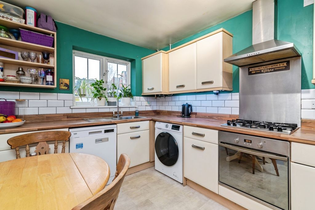 Property photo 2 of 14 Pbox-Img.Jpg