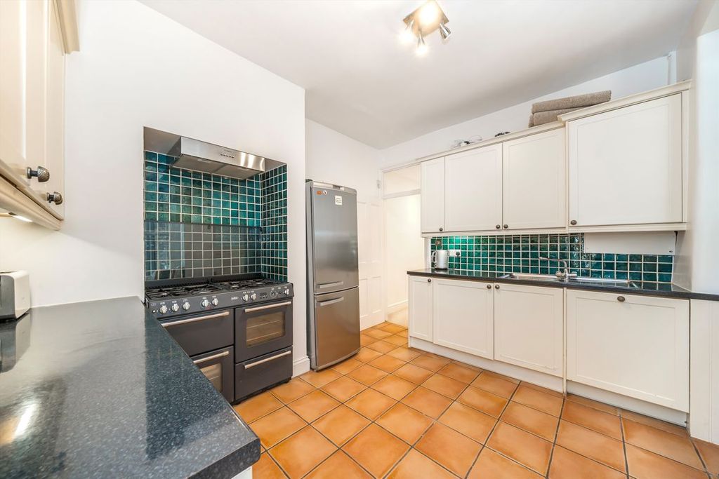 Property photo 2 of 6