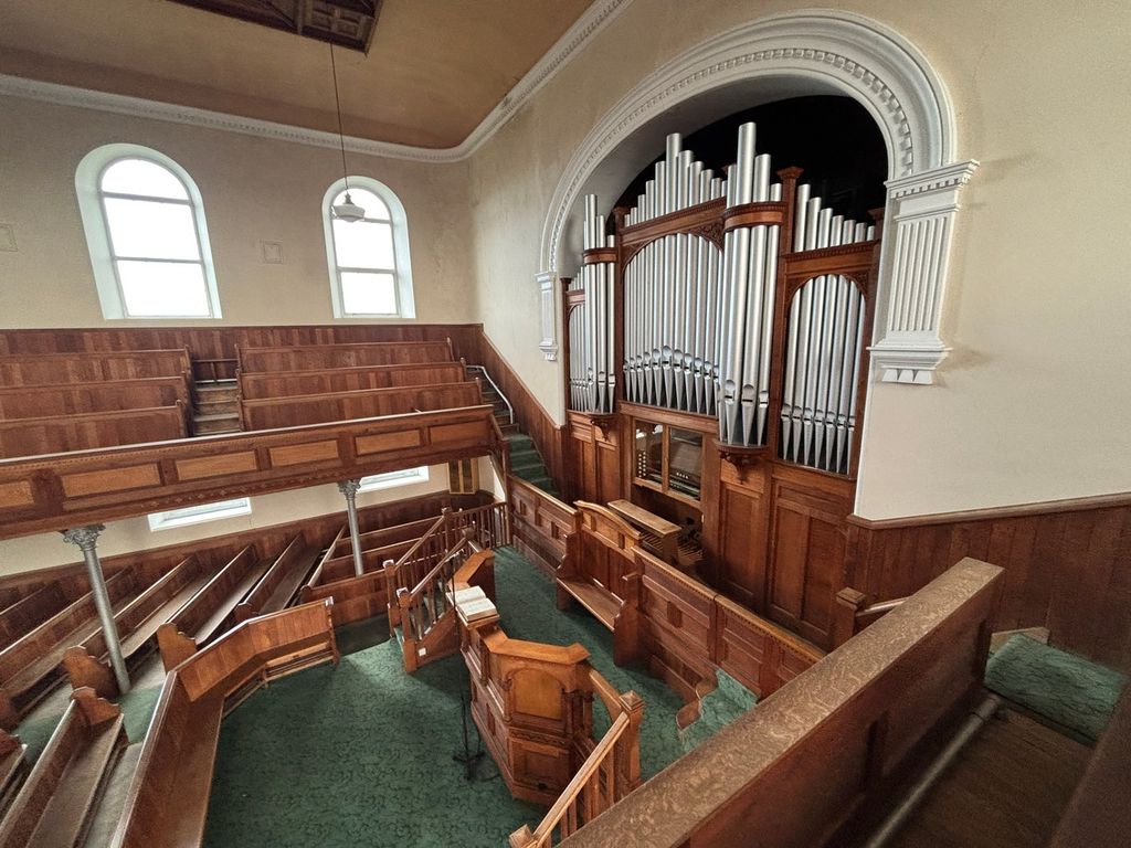 Property photo 3 of 11