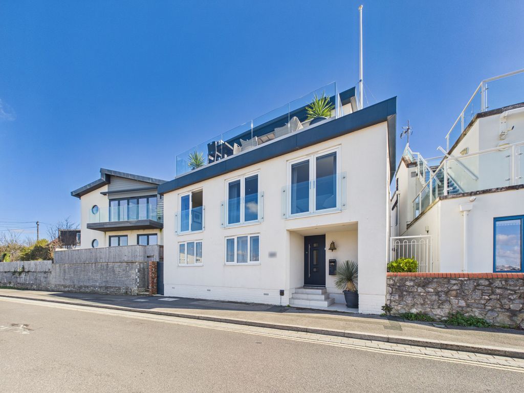 Property photo 1 of 25 There Are Homes That Offer Comfort, And Then There Are Homes That Offer A Way Of Life