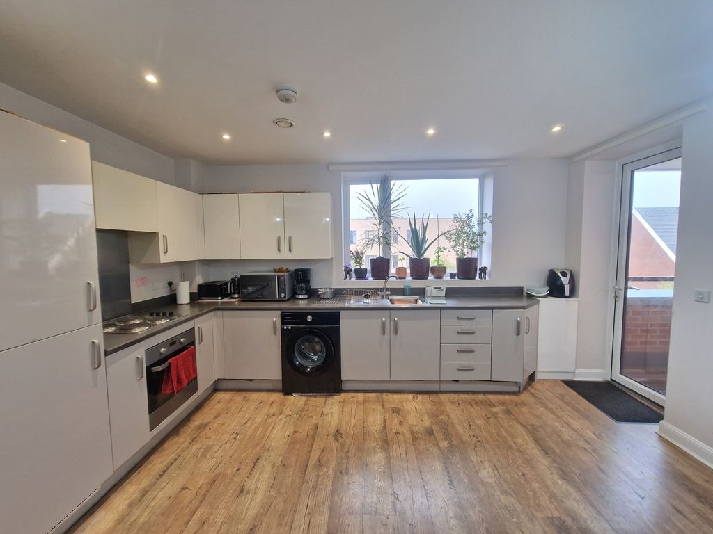 Property photo 3 of 9 20260829_151131
