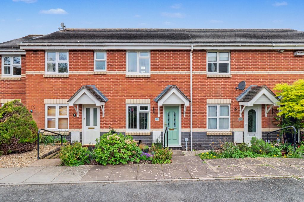 Property photo 1 of 10 Front