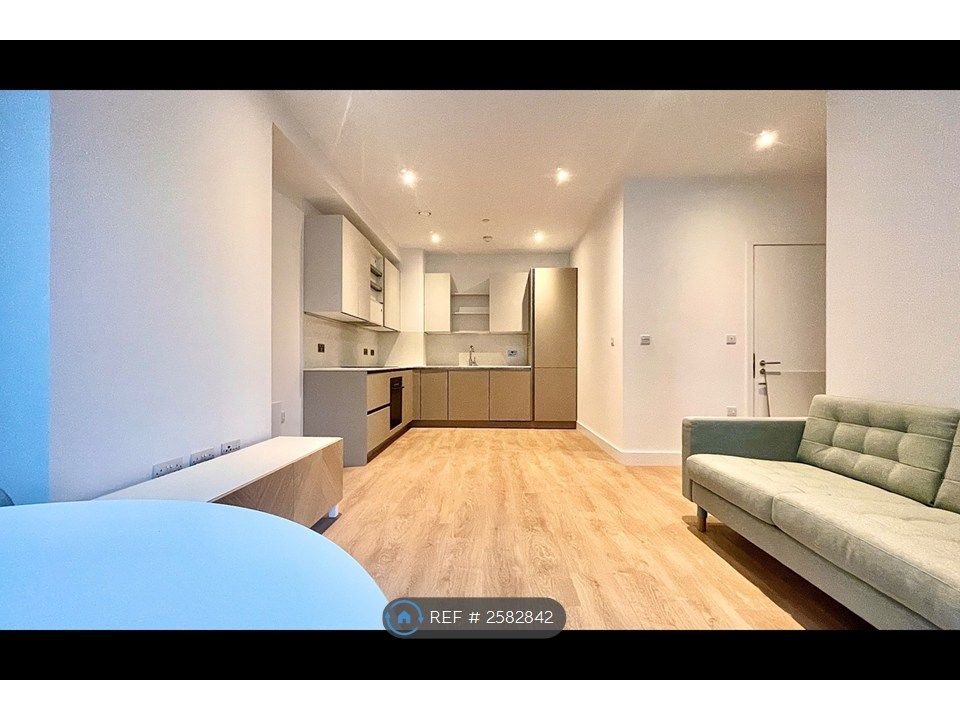 Property photo 2 of 19
