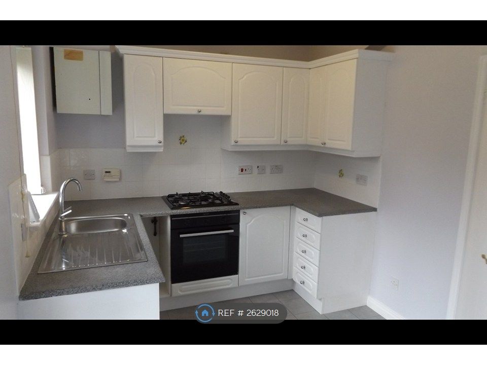 Property photo 3 of 15 Kitchen/Dining