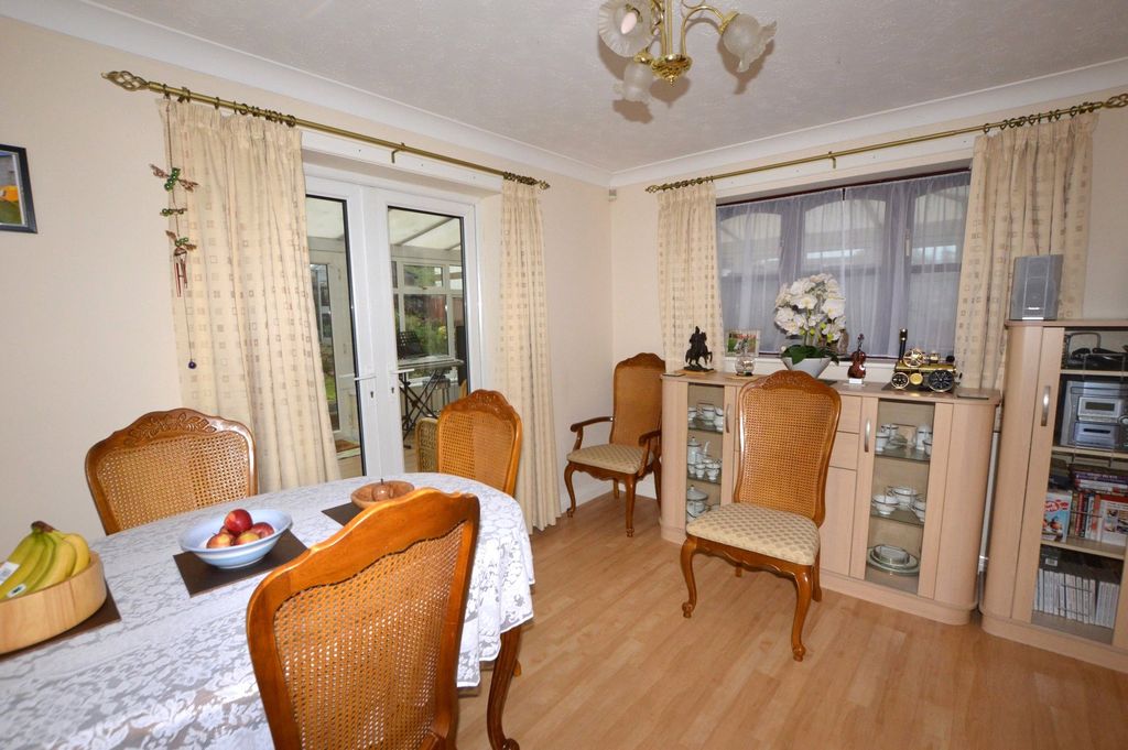 Property photo 3 of 17 Picture No. 10