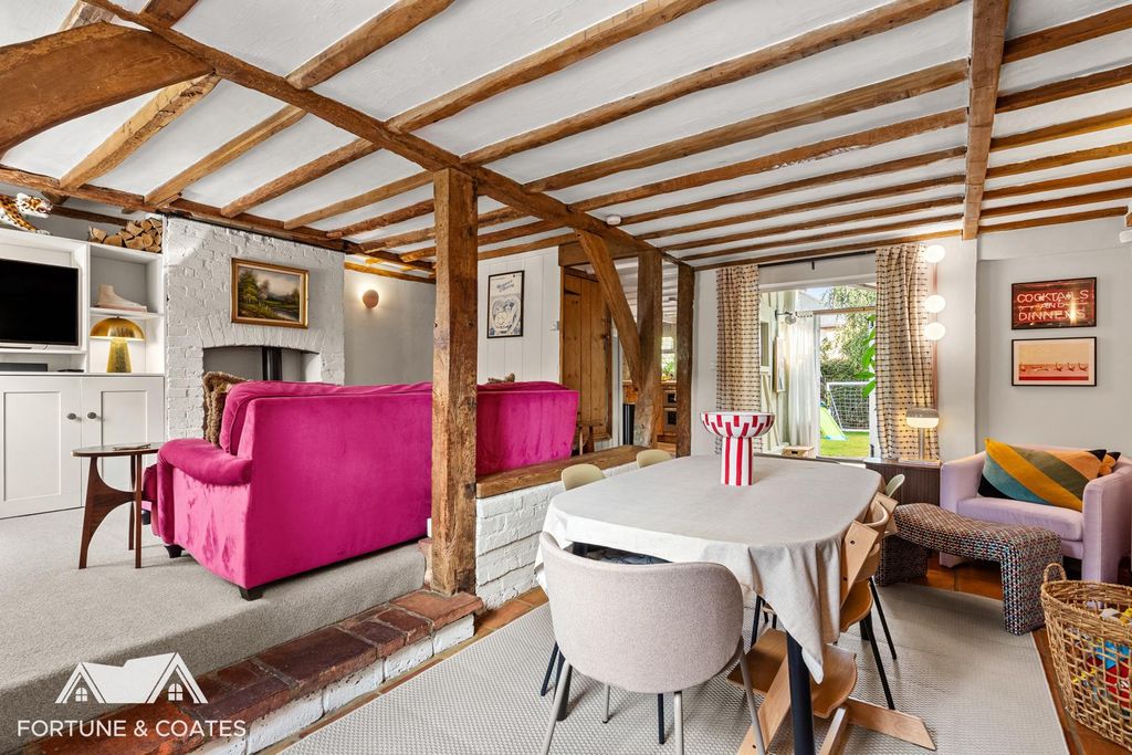 Property photo 2 of 28 Highstreet_18.Jpg
