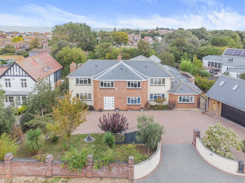 Property photo 1 of 22 231 Reculver Road