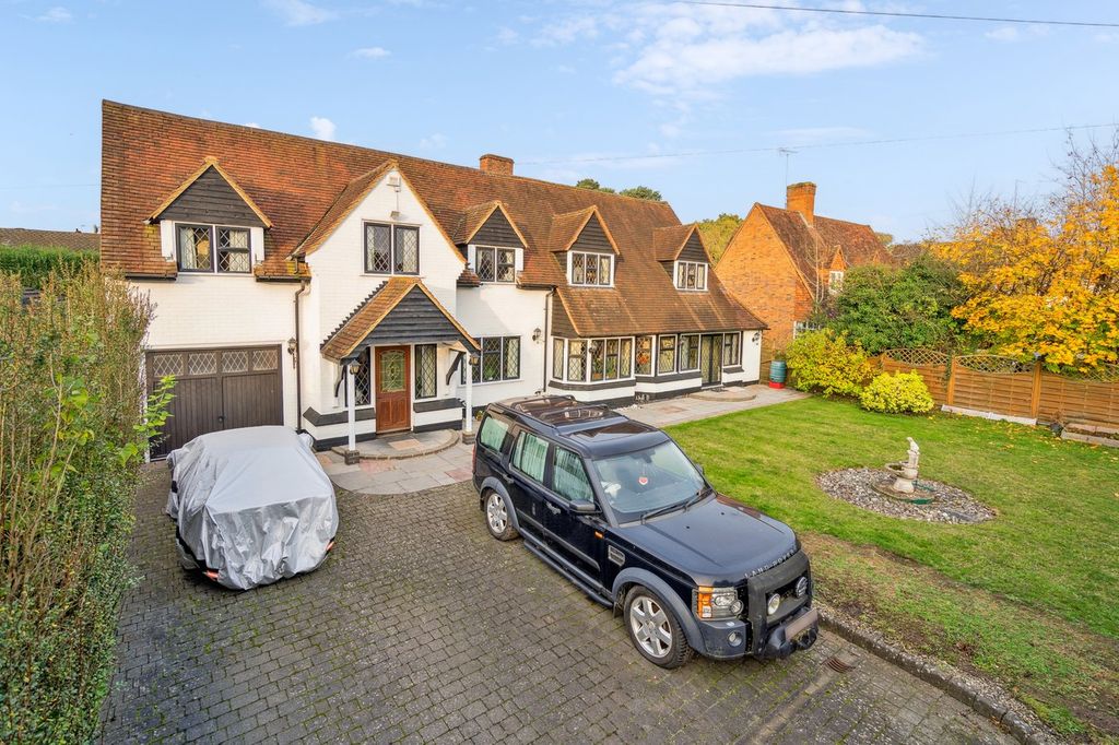 Property photo 2 of 23